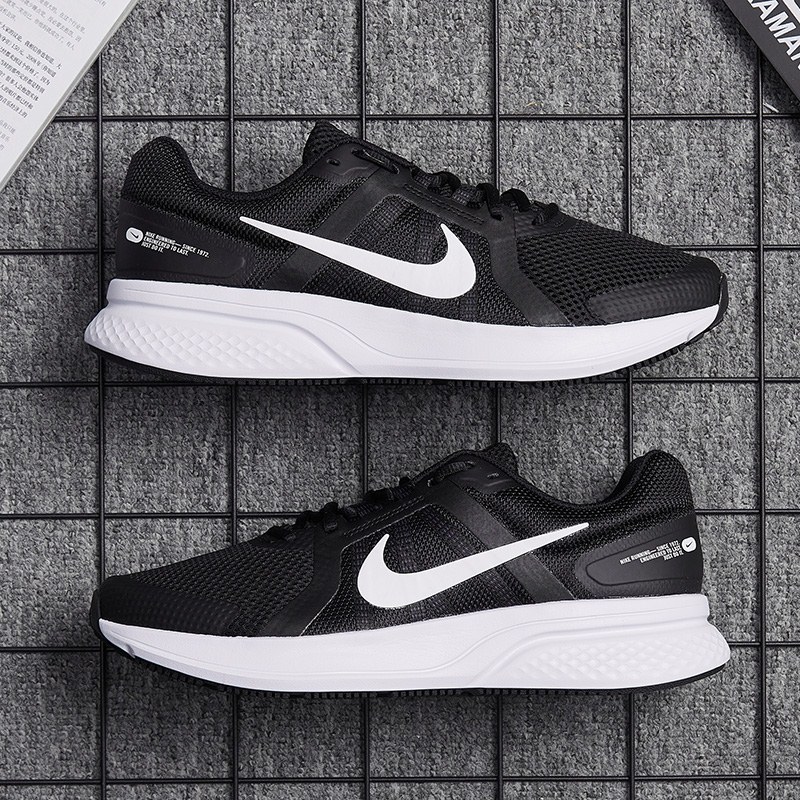 cu3517 nike