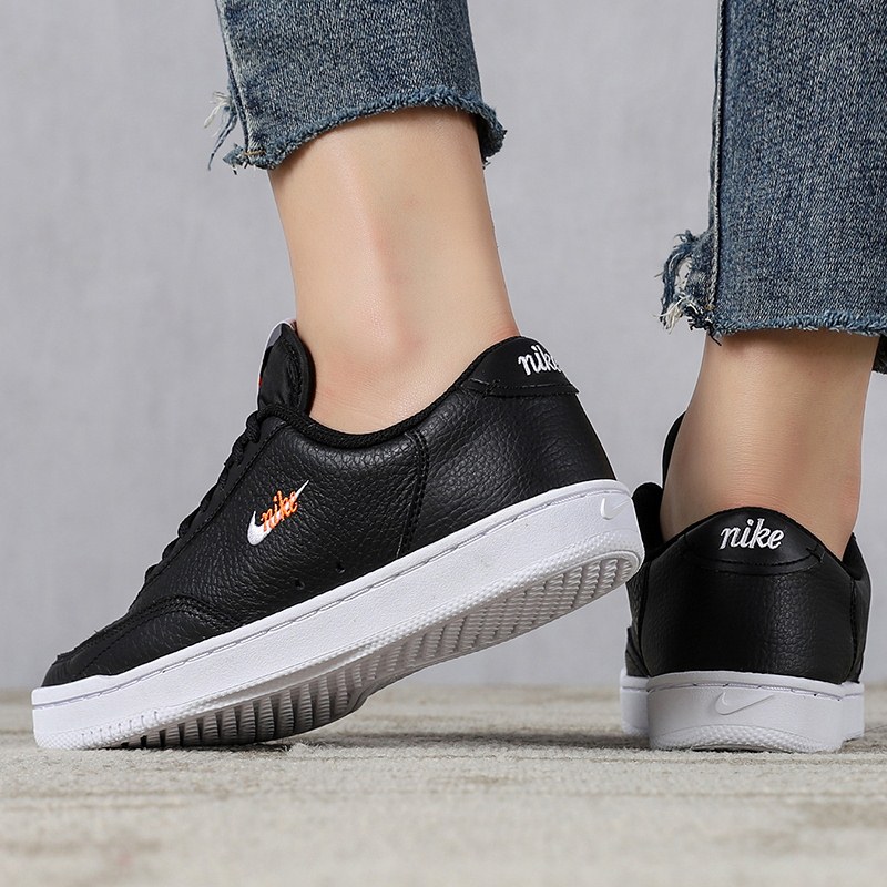 cw1067 nike