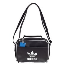adidasadidasBK2136