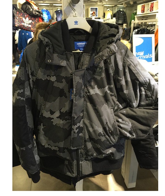  AB7642_HK