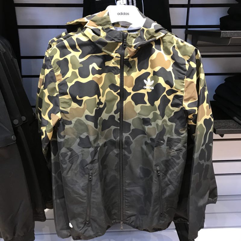  CE1545_HK