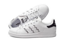 adidasƷ¿AQ3090