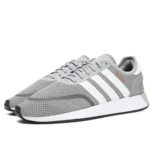 adidasƷ¿CQ2334