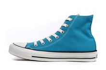 ЬCHUCK TAYLOR136249