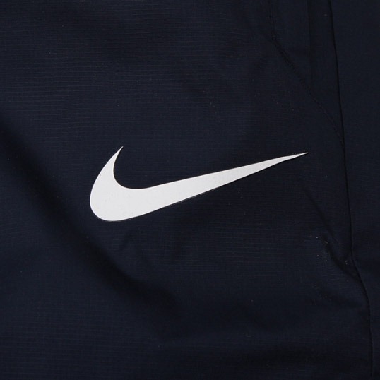 NIKE最新篮球科技亮相NBA赛场 明星球员争相上脚 新浪竞技风暴深度解析性能突破