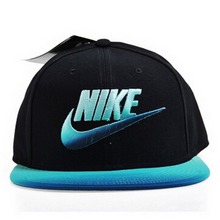 2015nike¿688510-011