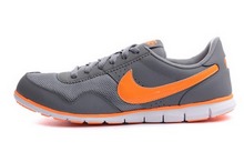 2014nike¿525322-018