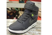 2015nike¿599410-019_HK