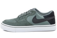 2014nike¿599673-301