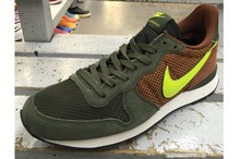 2015nike¿629684-305_HK