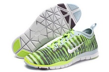 2014nike¿629832-401