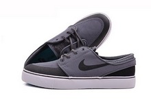 2014nike¿631298-003