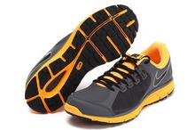 2014nike¿631629-009