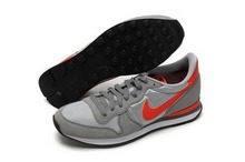 2014nike¿631754-008