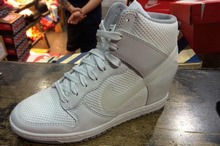 2014nike¿644877-100_HK