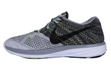 2015nike¿698181-009