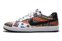 2015nike¿745982-100