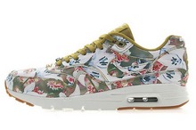 2015nike¿747105-700