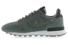 2015nike¿749556-001
