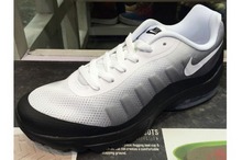 2015nike¿749688-010_HK