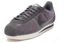 2015nike¿749865-001