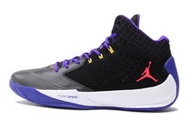 2015nike¿768931-026