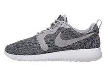 2015nike¿777429-002