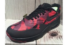 2015nike¿806851-600_HK