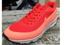 2015nike¿819638-600_HK
