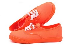 2014vans¿VN-0W7NE9X